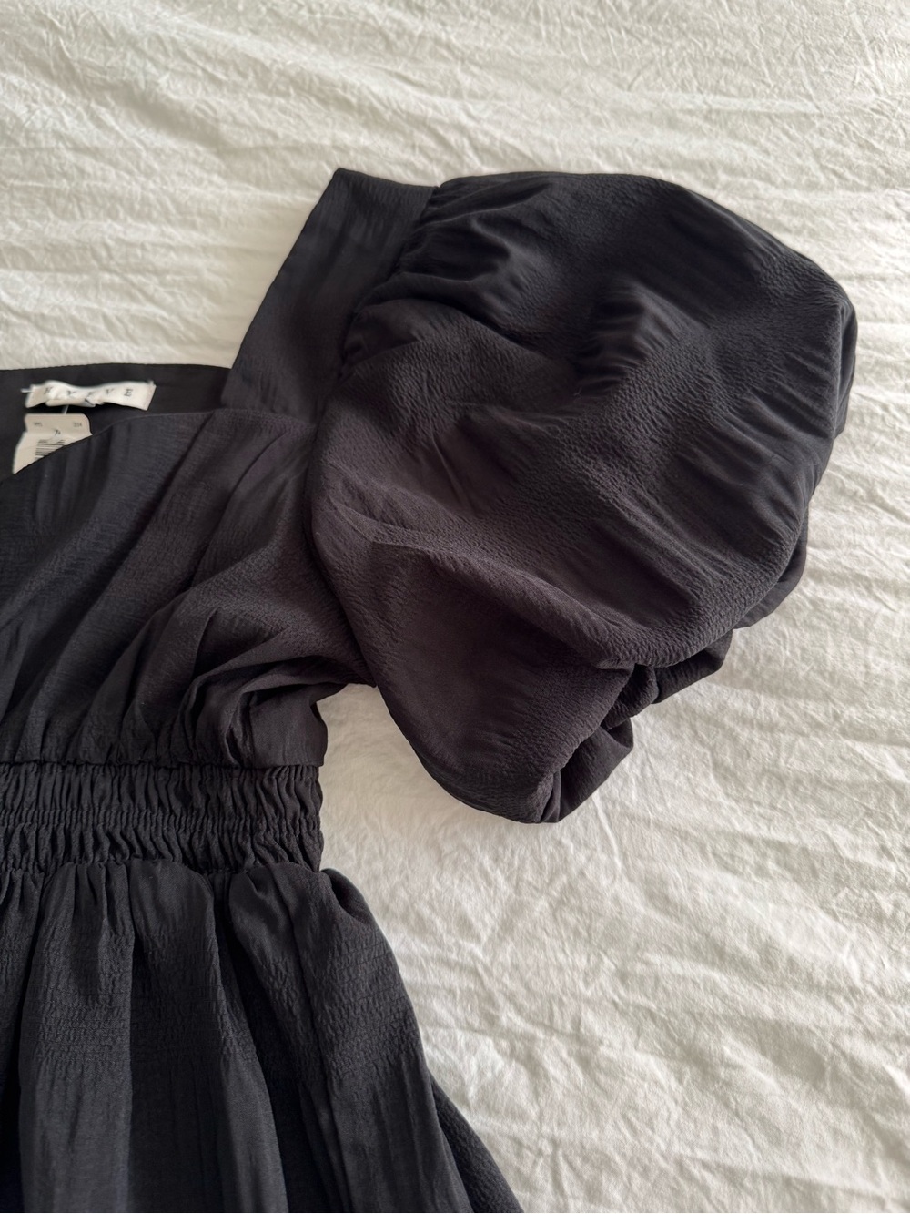 HYFVE Black Puff-Sleeve Tiered Midi Dress - Picture 7 of 11